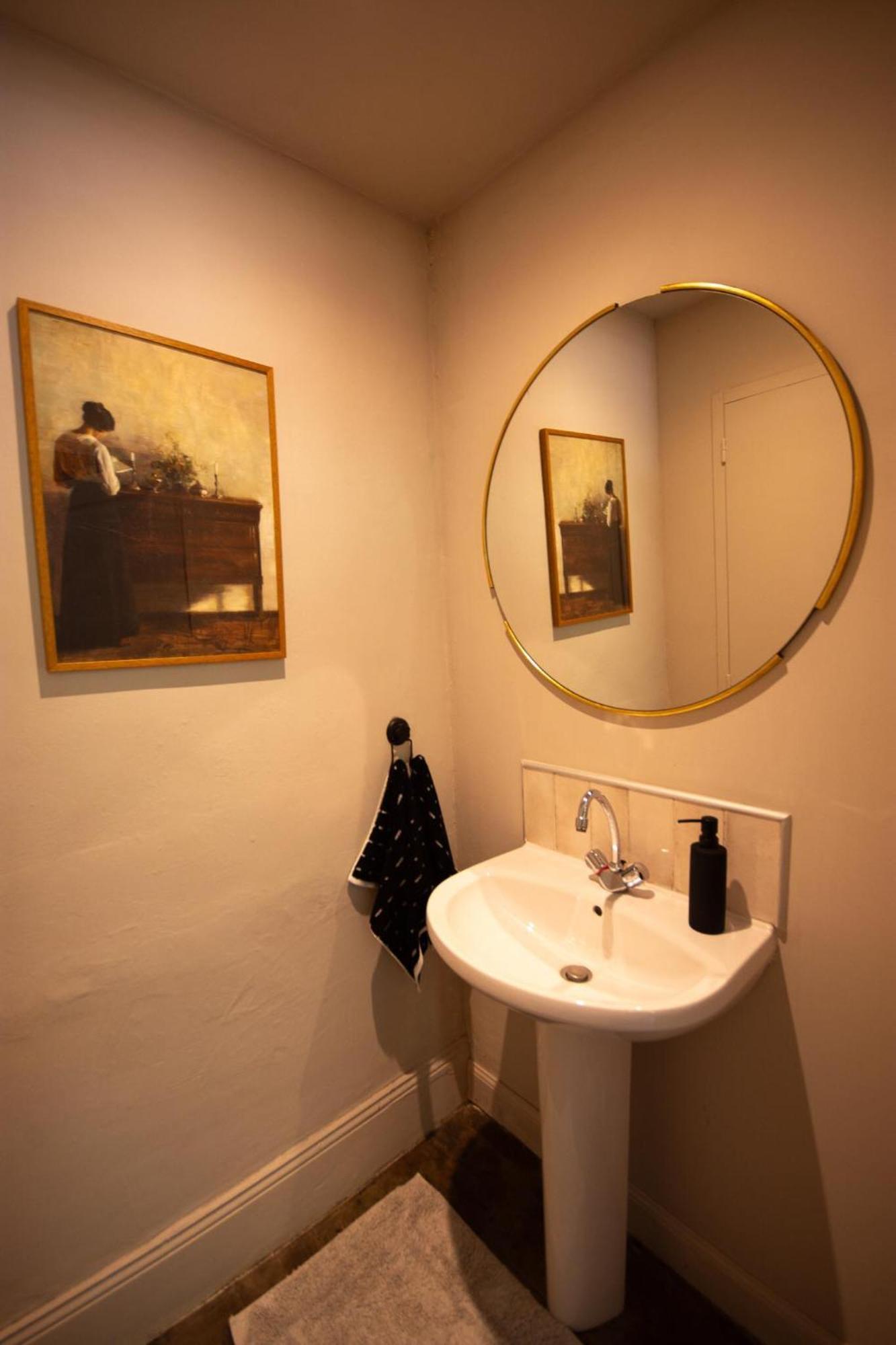Ferienhaus Beautiful, Historic Manoir In Semi-rural Setting *